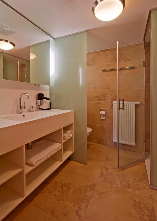 Отель Gastehaus Schloss Bernau Fischlham Номер фото
